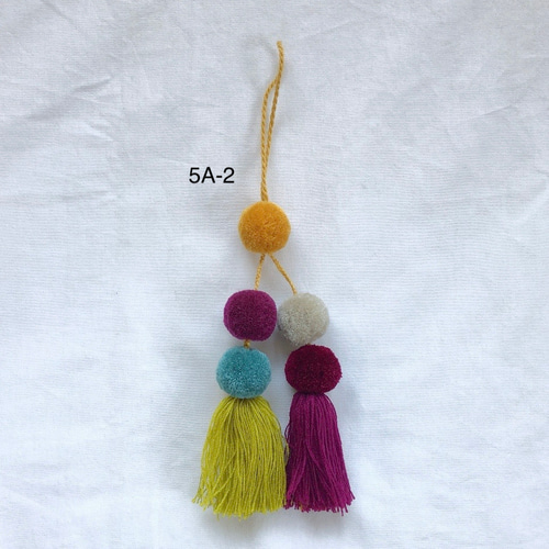 エルメス　ポンポンチャーム　バッグチャーム ウールポンポン エルメス ボンボン ポンポン チャーム バッグチャーム ウール