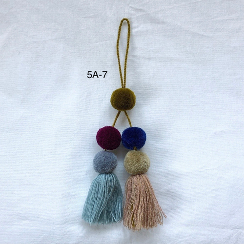メキシコ/毛糸】ポンポンチャームM（アースカラー） バッグチャーム