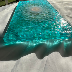 新バージョン　アートディスプレイトレイ  名も無き島 エメラルドグリーンの海　アクセサリートレイ 仕器 水面 波紋 1枚目の画像