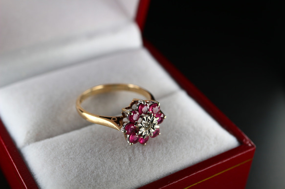英国 1979年 ゴールド リング 指輪 レディース 天然 ルビー ダイアモンド 純金率 宝石 375 J62 6枚目の画像