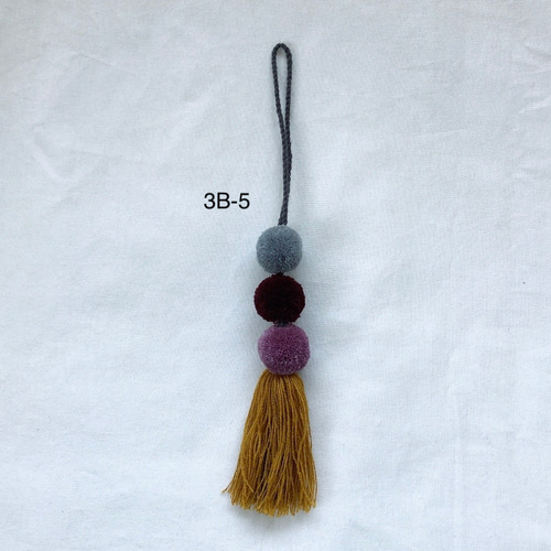 メキシコ/毛糸】ポンポンチャームS（ロング・アースカラー） バッグ