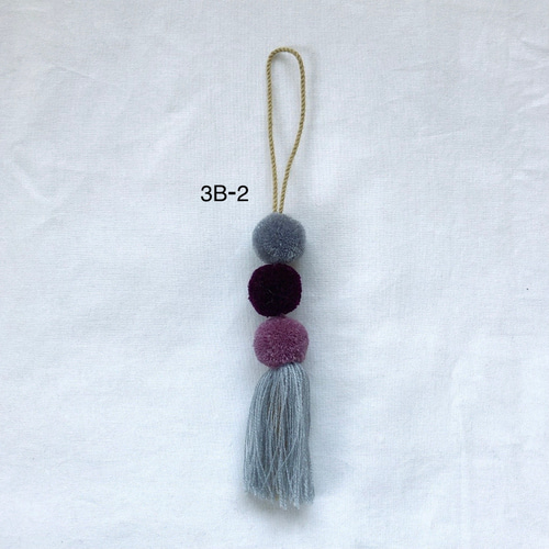 メキシコ/毛糸】ポンポンチャームS（ロング・アースカラー） バッグ