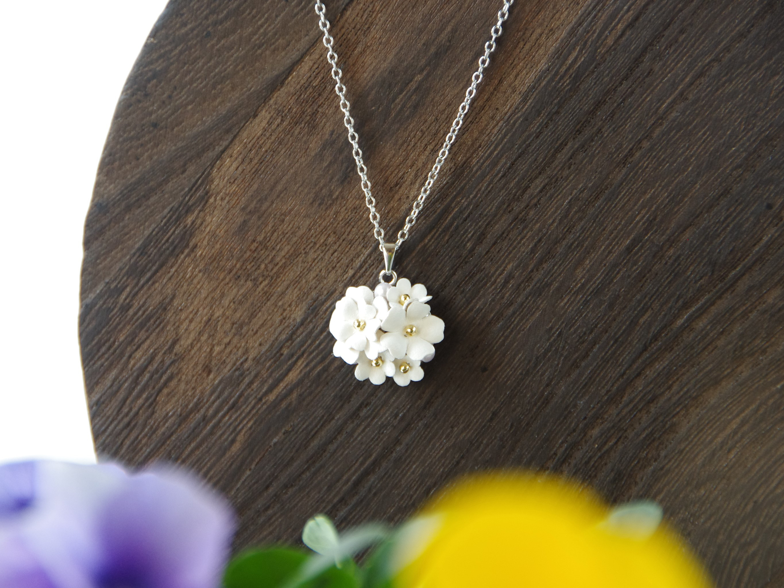 値下げ‼️ユリウス本店限定レザーネックレス