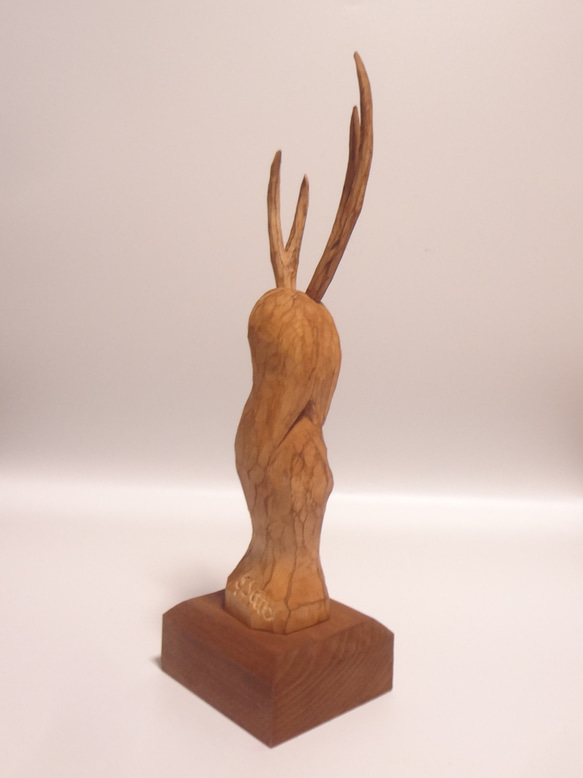 木彫刻 アート  『 祭壇の女神像 』　木彫刻　芸術  女性 ハンドメイド  手彫り 彫刻 11枚目の画像