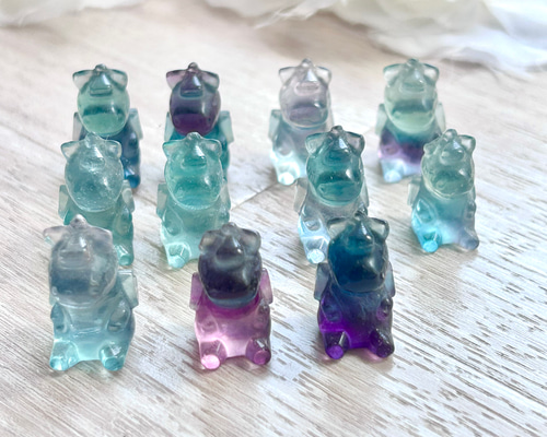 別格品【特別子♡】希少なブルーフローライト ユニコーン 彫刻 置物 大
