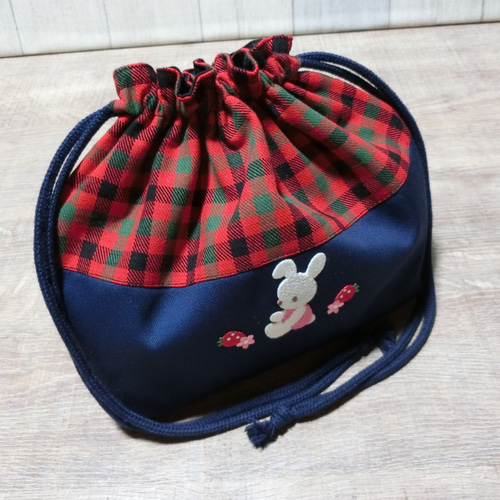 ファミリアワッペン付き《うさぎイチゴ》 6点セット入学入園 レッスン  