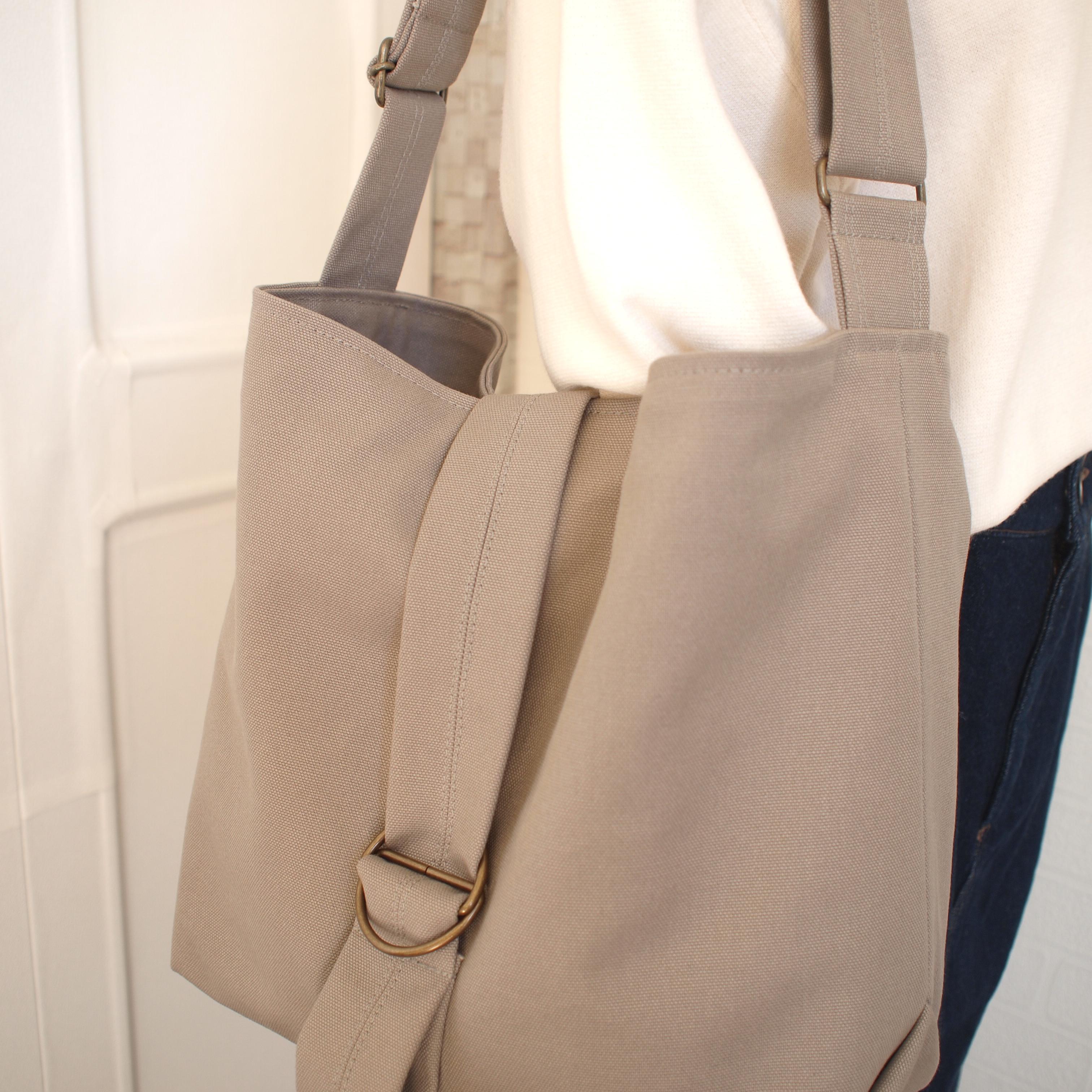 新色❣️グレージュ⭐︎8号帆布のショルダーバッグ⭐︎A4横型マチ広トート