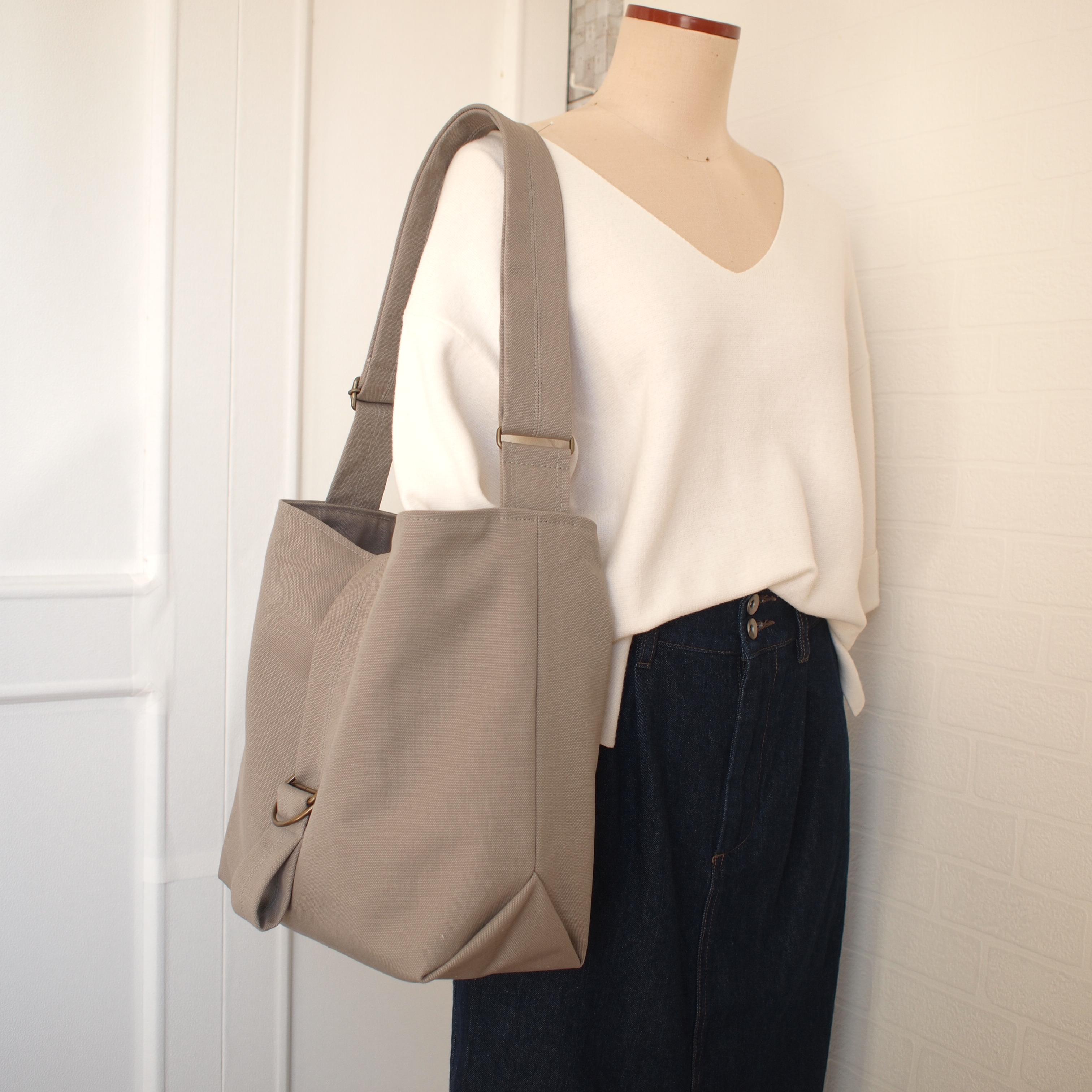 新色❣️グレージュ⭐︎8号帆布のショルダーバッグ⭐︎A4横型マチ広トート