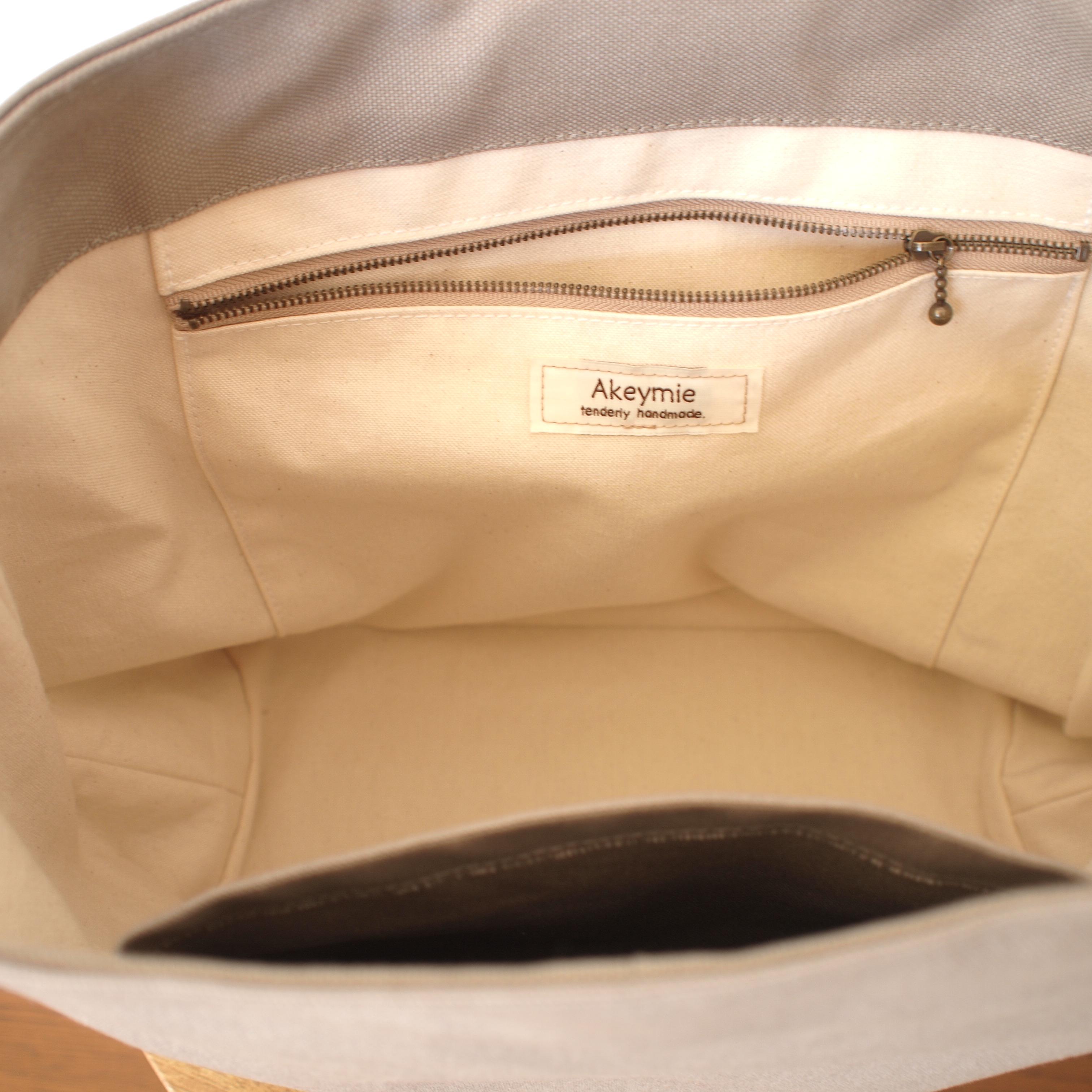 新色❣️グレージュ⭐︎8号帆布のショルダーバッグ⭐︎A4横型マチ広トート