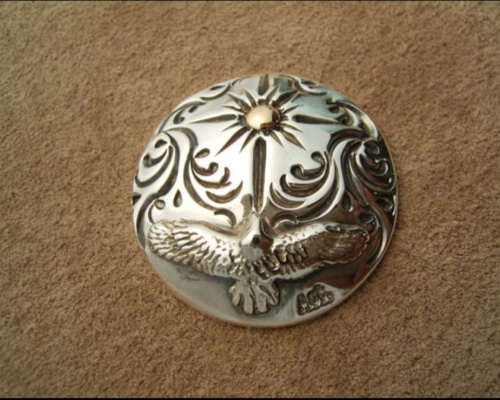 1点物手彫りコンチョ　シルバー925　ゴールド（ｋ18）インデアンジュエリー ネックレス シルバー925 メンズ レディース ペンダント チェーン付