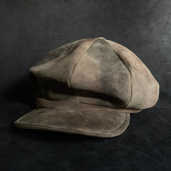 【triangles hat 】Burned old  leather casquette 1枚目の画像