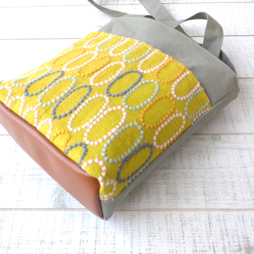 ミナペルホネン マスタードイエローtarteとピスタチオグリーン