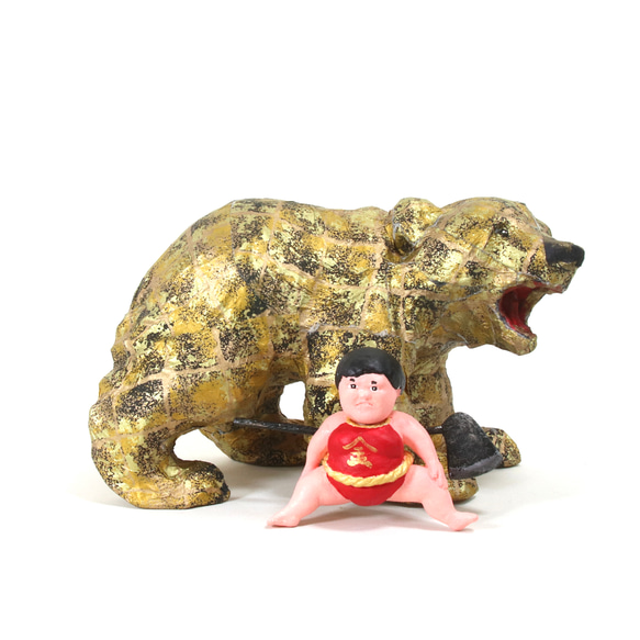 金太郎と木彫りの金黒熊　和紙貼りリメイク　 3枚目の画像