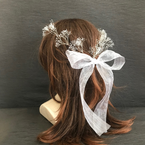 かすみ草＋スターフラワーの髪飾り♥️ヘッドドレス♥️結婚式 卒業式 入学式 かすみ草と大人ブルーのヘッドドレス ✲ ウェディング