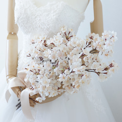 桜のウェディングブーケ　造花　ソメイヨシノ　サクラ　さくら　和装　洋装 1枚目の画像