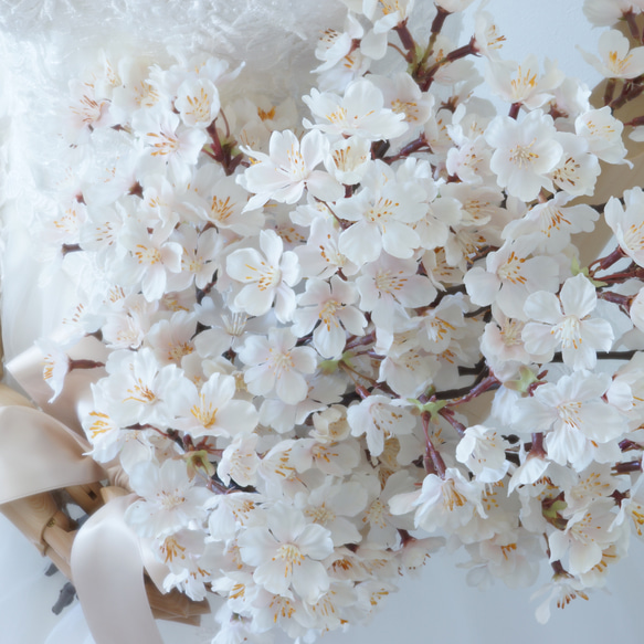 桜のウェディングブーケ　造花　ソメイヨシノ　サクラ　さくら　和装　洋装 2枚目の画像