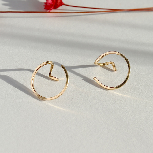 14kgf or Silver】つけっぱなしOK! キャッチレス シンプルで華奢