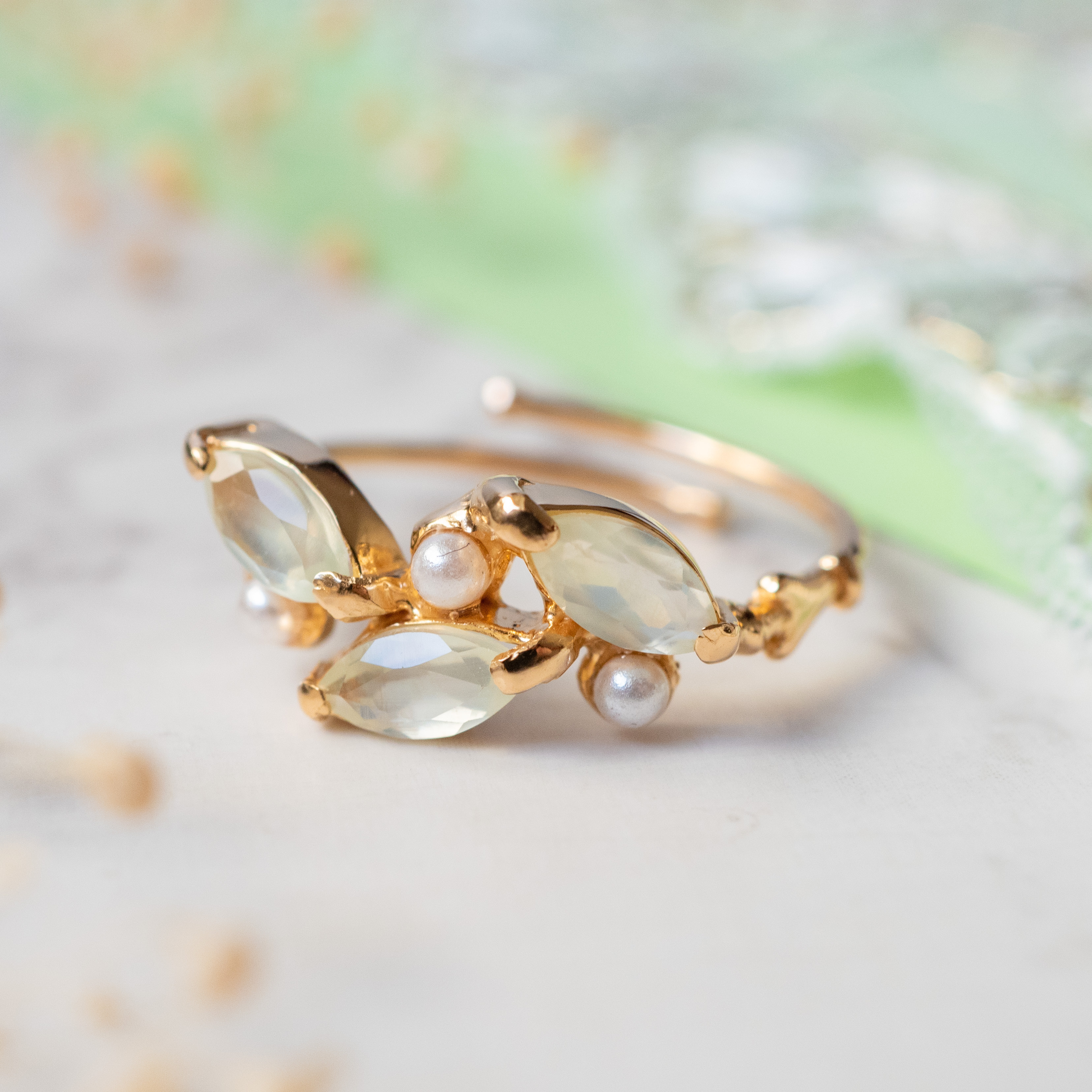 【受注】プレナイトとパールの新緑フリーリング SV925