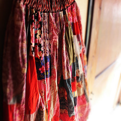 SAYOCAFEハンドメイド、大人かわいいAMARIパッチワークバルーンスカート 5枚目の画像