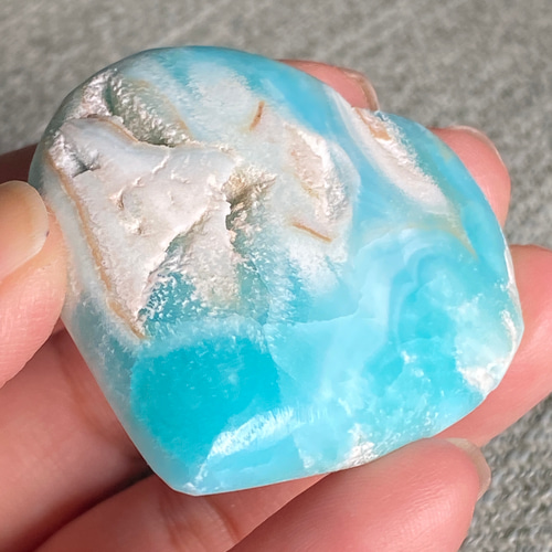 天然石★原石　ブルーアラゴナイト　ハートカット Blue Aragonite Heart 6 ✧ ブルーアラゴナイト | FLUXY