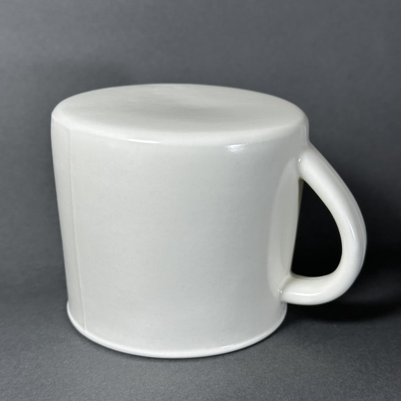 ”たっぷり飲めて決して倒れないマグカップ”（ホワイトマット） 3枚目の画像