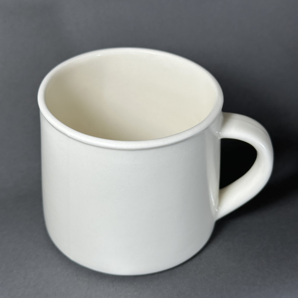 ”たっぷり飲めて決して倒れないマグカップ”（ホワイトマット） 4枚目の画像