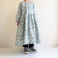 マルニ　チューリップ柄ワンピース　長袖　総柄　花柄 マルニ チューリップ柄ワンピース 長袖 総柄 花柄 - メルカリ