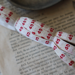 フランス 1m アンティークナンバーテープ 赤刺繍 D111 5枚目の画像