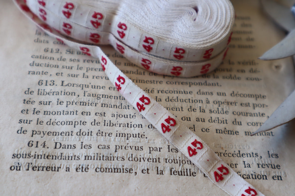 フランス 1m アンティークナンバーテープ 赤刺繍 D111 6枚目の画像