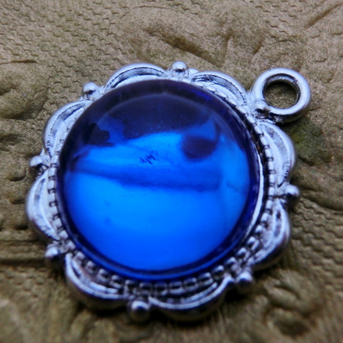 2個>14mm: Art.2090/4 Sapphire ヴィンテージ スワロフスキー 2個>14mm: Art.2090/4 Sapphire ヴィンテージ スワロフスキー