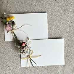 ドライフラワーミニ花束♡結婚式の席札.メッセージカードに使用 2枚目の画像