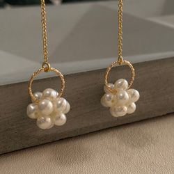 真珠の紫陽花　アメリカンピアス 4枚目の画像