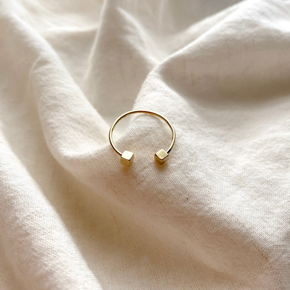 小方宇宙 -可調式黃銅戒指 第9張的照片