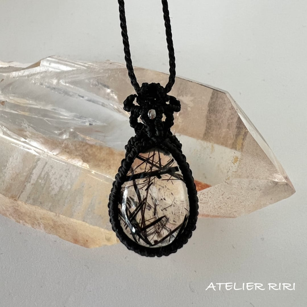 内なる輝き［ブラックトルマリンクォーツ］マクラメネックレス