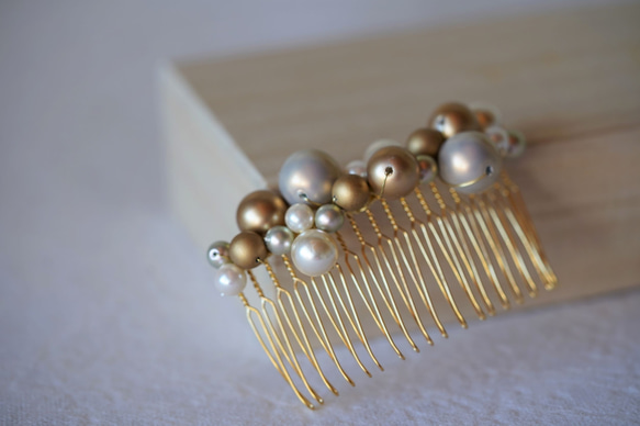 【＊＊フォーマル髪飾り・七五三・結婚式参列に＊＊】 -vintageパール＊ ヘアコーム（gold)- 3枚目の画像