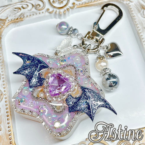 デビル 小悪魔 病みかわ 星 レジン シェイカーキーホルダー