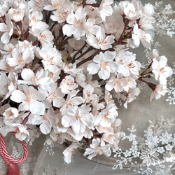 桜のウエディングブーケ   さくら クラッチ アーティフィシャルフラワー 5枚目の画像