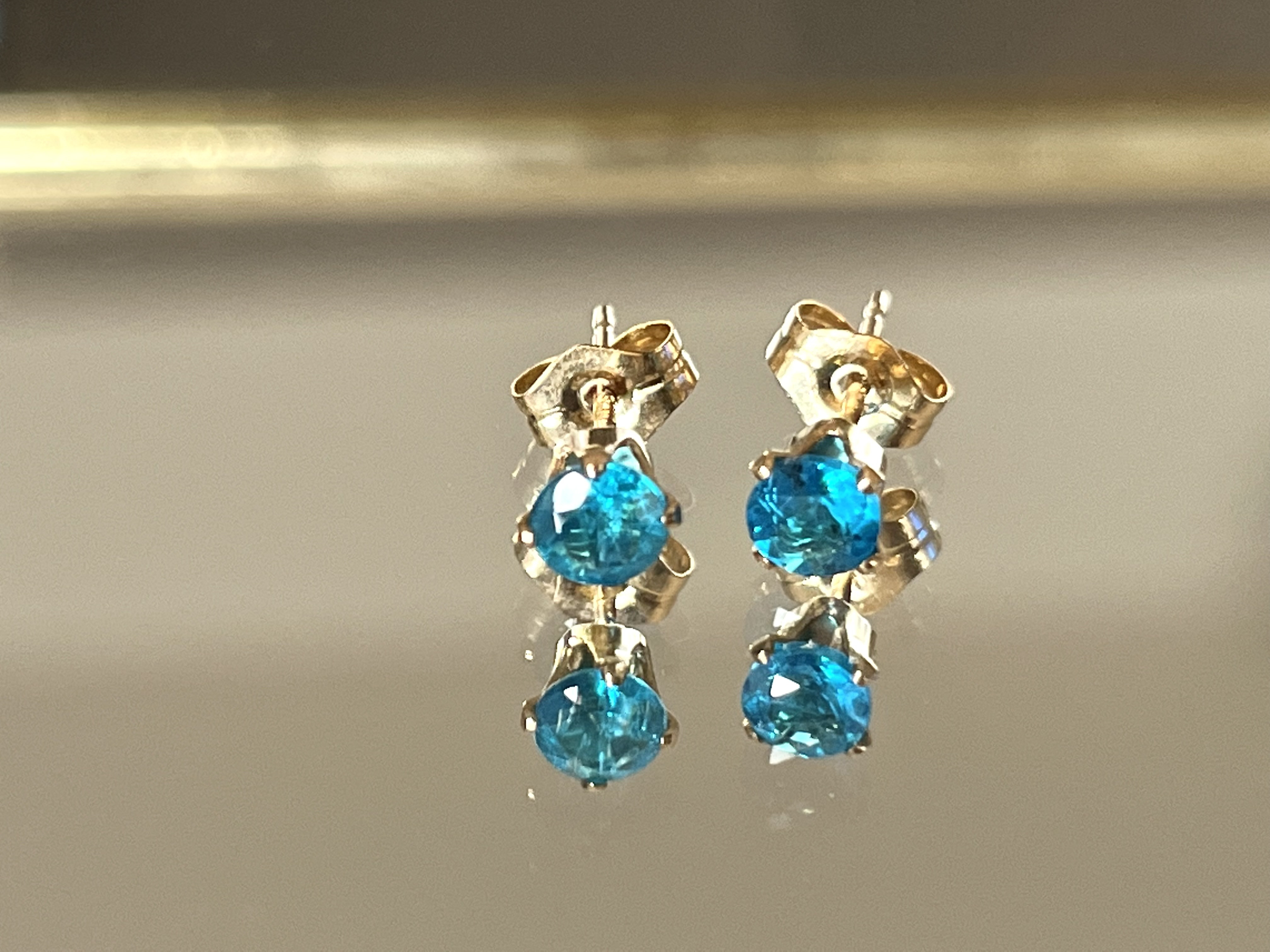 14kgfアイオライト・ネオンブルーアパタイトピアス/イヤリング