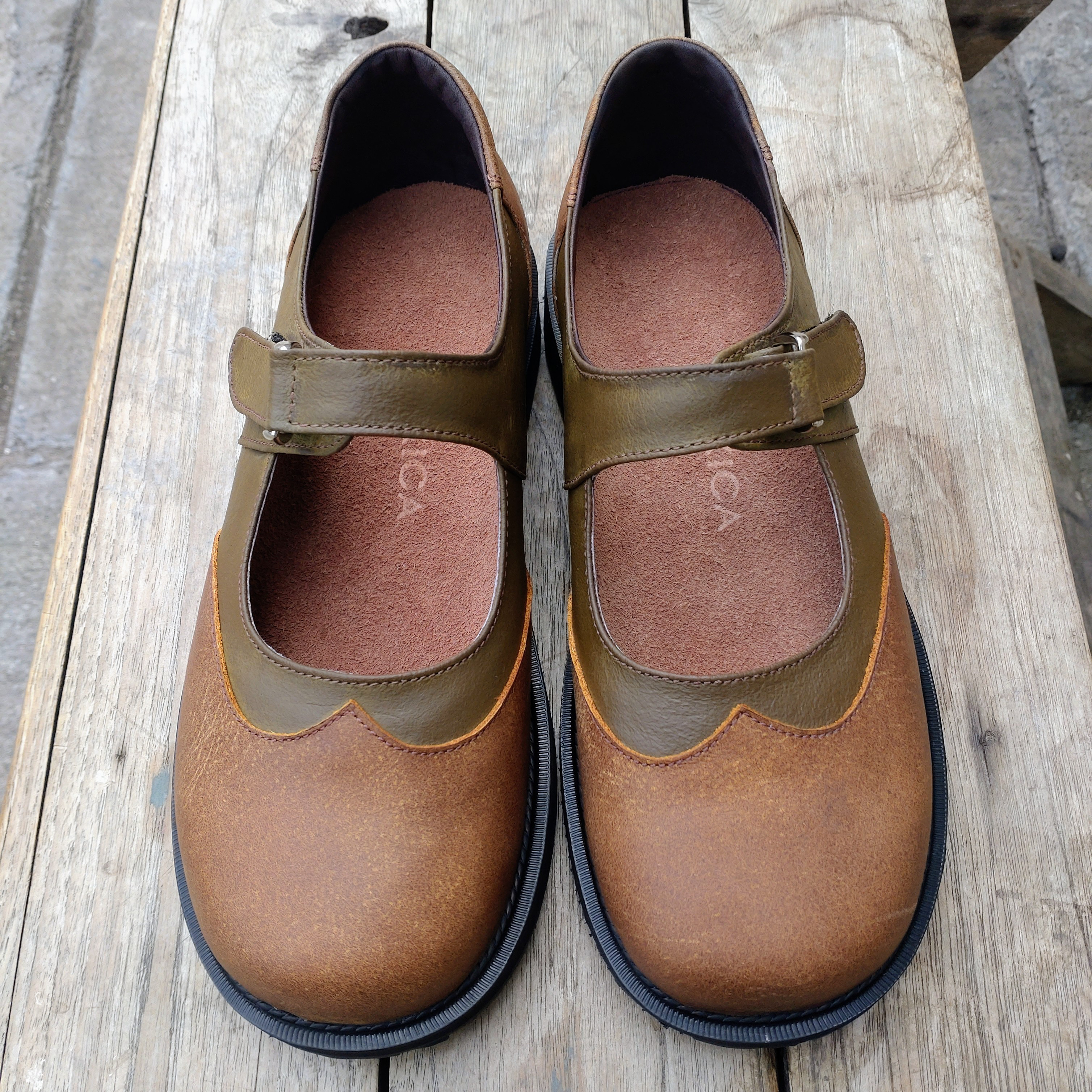 ★カフェブラウン◇ベルクロ仕様◇本革◇2.5cm◇外反母趾◇無料色変更◇無料サイズ調整◇大人可愛い革靴◇