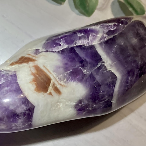 安眠の石✨ シェブロンアメジスト ケープ 紫水晶 握り石