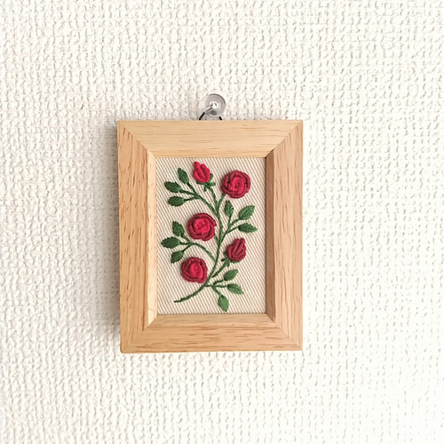 ミニ刺繍フレーム ツル薔薇 レッド その他インテリア雑貨 ショップ