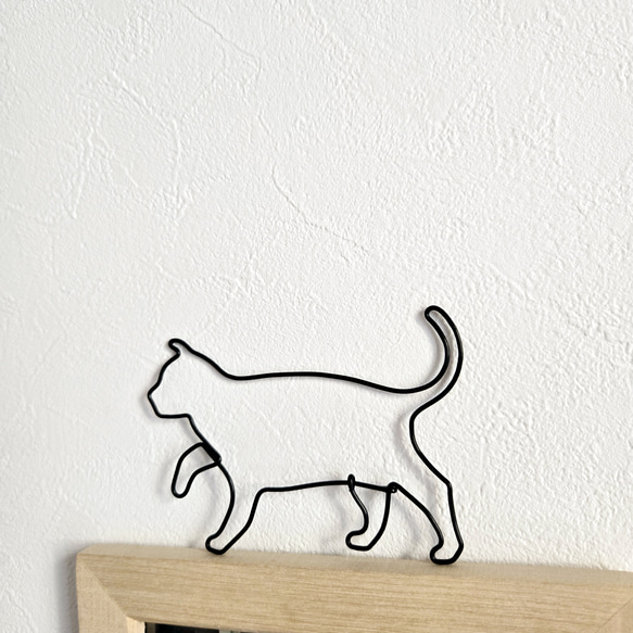 ねこのさんぽ 【 子 ねこ 】 ワイヤーアート 壁飾り 猫 ハロウィン ウォールデコ シルエット インテリア雑貨 可愛い 4枚目の画像