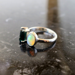 オパール ＋ トルマリン原石リング Opal tourmaline ring 3枚目の画像