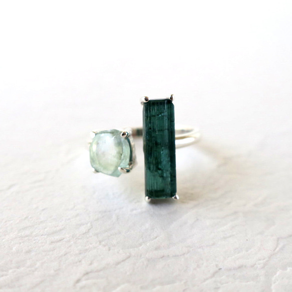 グリーントルマリン＋ウォーターメロントルマリン 原石 リング Green/watermelon tourmaline 2枚目の画像