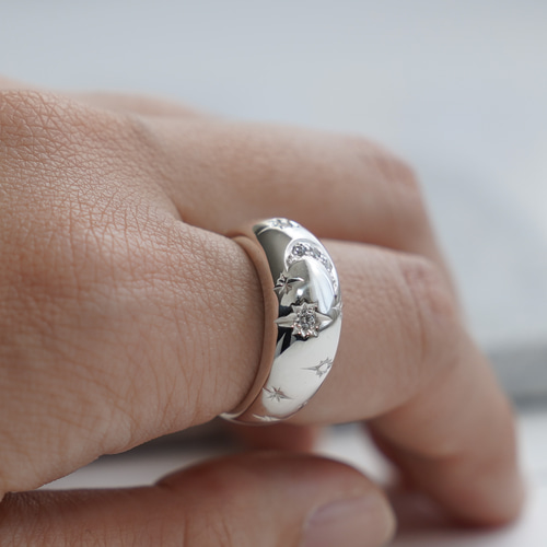 月と星のリング シルバー《送料無料》 指輪・リング poonys 通販  