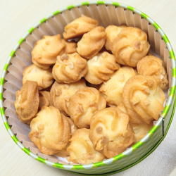 ☆カルピスバターのクッキー　アーモンド（お菓子のミカタ・ミモザ缶） 2枚目の画像