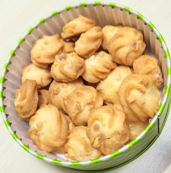 ☆カルピスバターのクッキー　アーモンド（お菓子のミカタ・ミモザ缶） 2枚目の画像