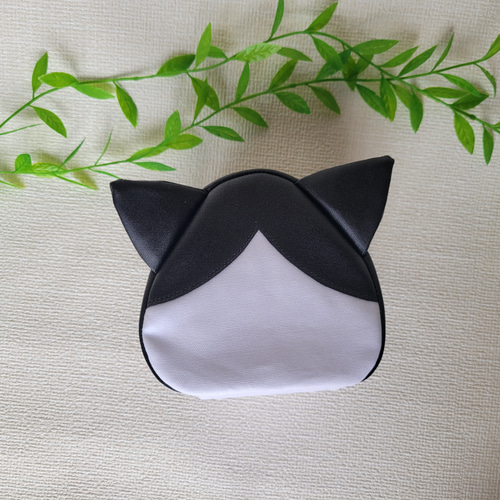 猫耳おにぎりポーチ おにぎりケース ねこ耳 ハチワレ② 白黒 ネコ