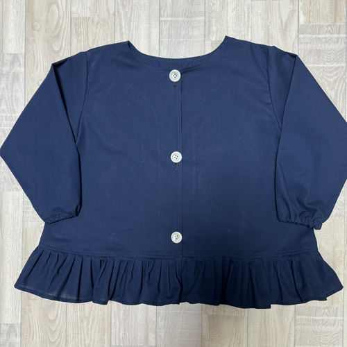 80～160】ネイビー 紺 無地 シンプル 前ボタン 長袖スモック 裾フリル