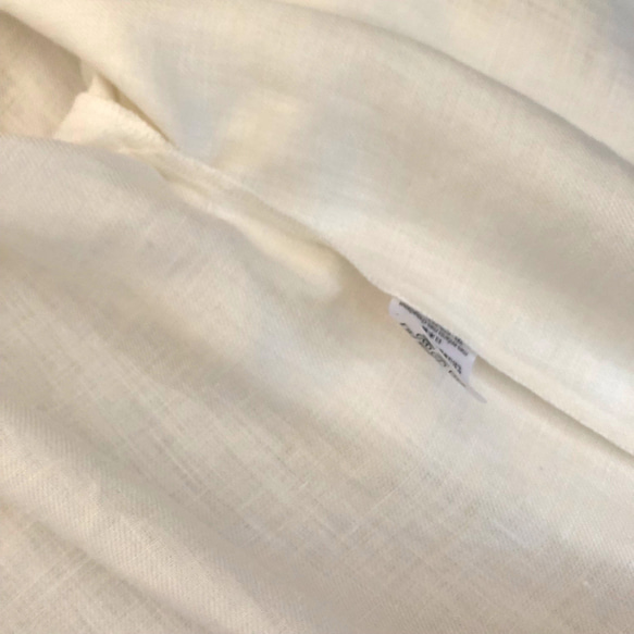 柔らか綾織フレンチリネン100%使用/ゆったりくるみボタンブラウス…(オフホワイト) 11枚目の画像